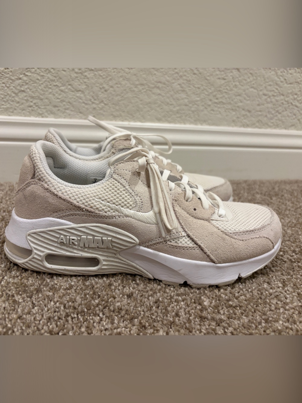 Nike Air Max Women's Beige & White Suede Sneaker